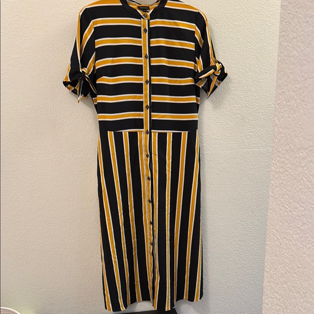 Who What Wear Black and Yellow A-Line Dress with Mandarin Collar